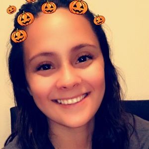 Meet your Posher, Victoria